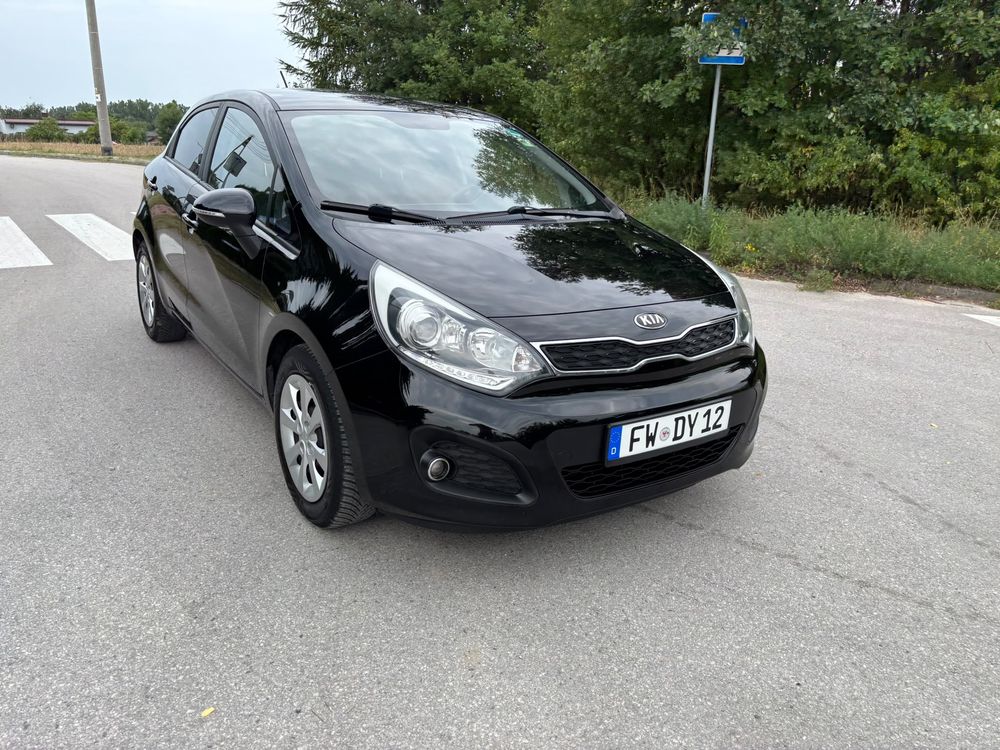 Kia Rio III (2011-) 1.2 Dream Team Edition 2013