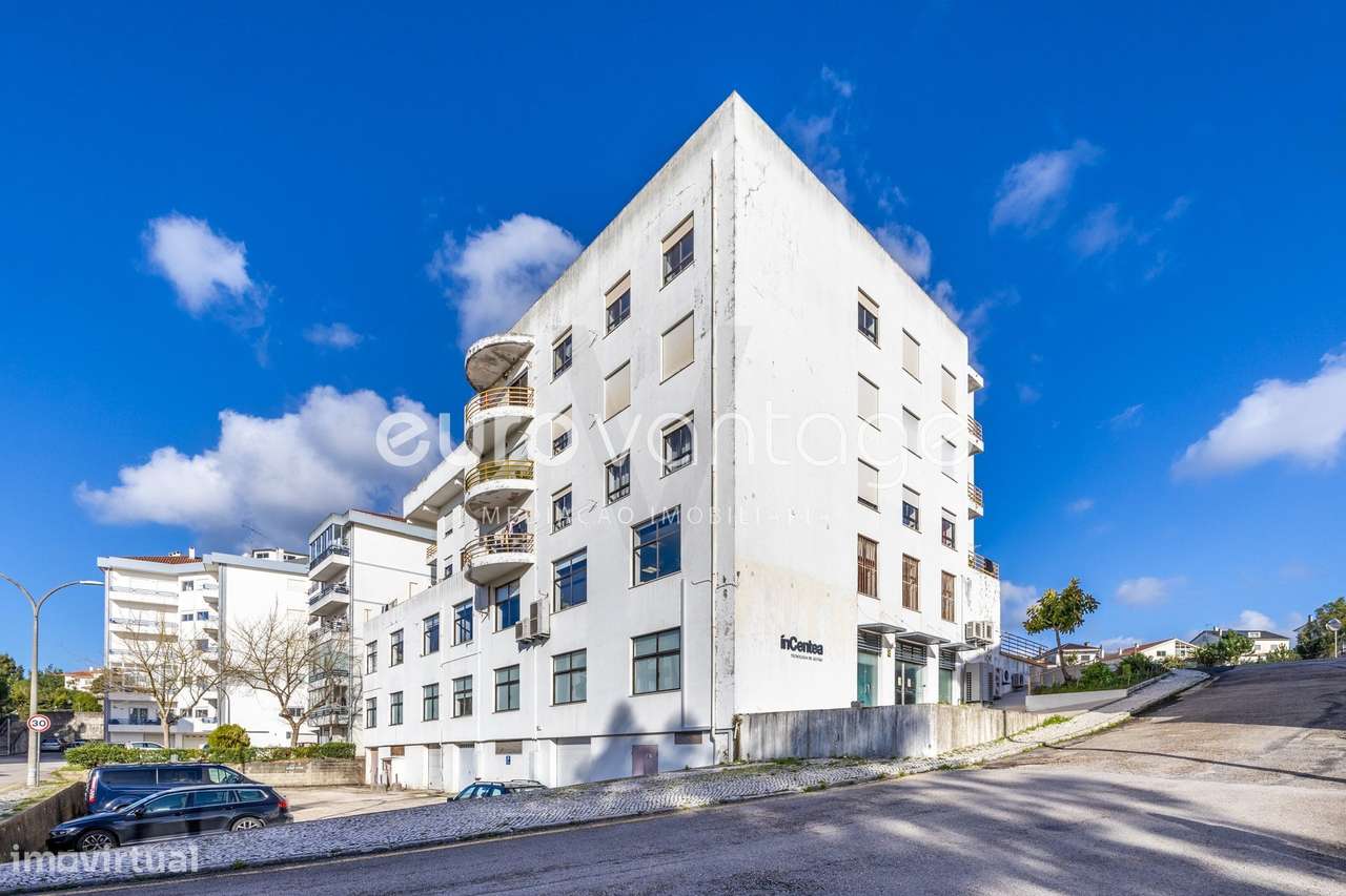 Espaço Comercial / Armazém com 700 m² a 5 minutos de Leiria-43