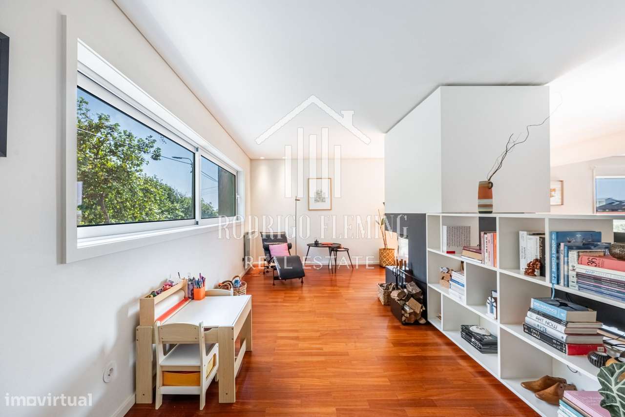 Moradia T4 com Jardim e Vista Mar - MIRAMAR-6