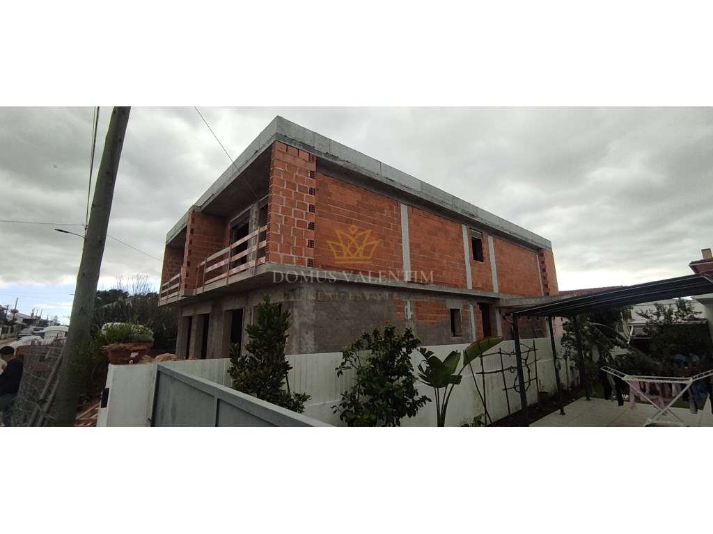 MORADIA T4 GEMINADA (FRC. B) - Grande imagem: 4/4