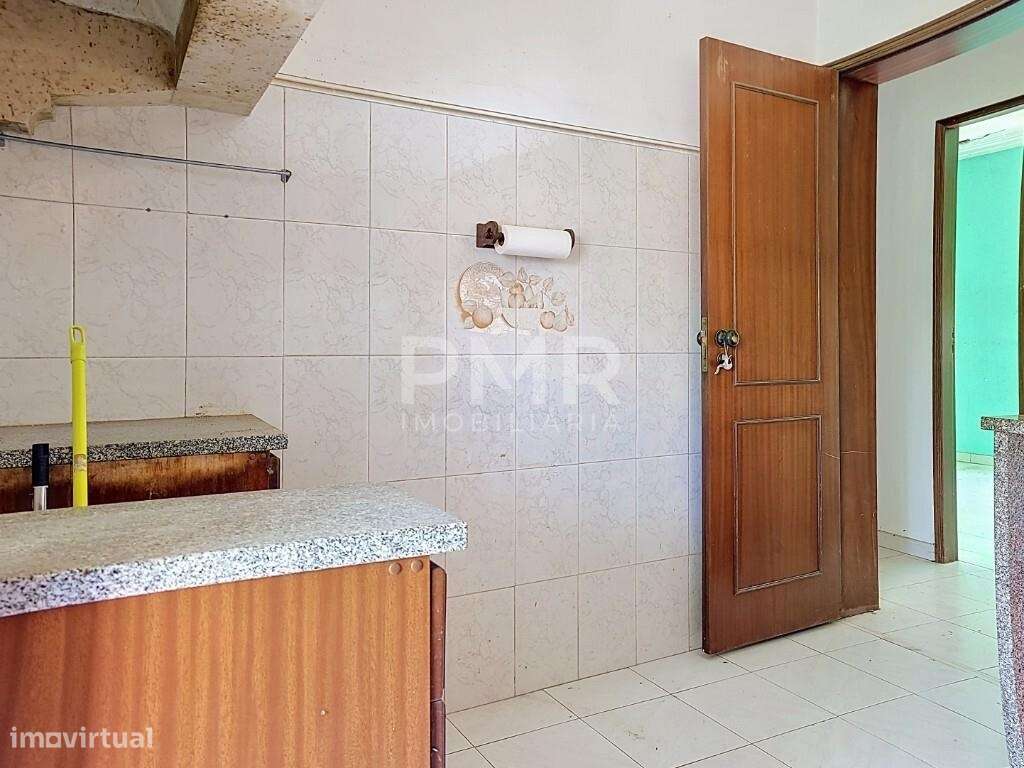 Apartamento T3 para remodelação-5