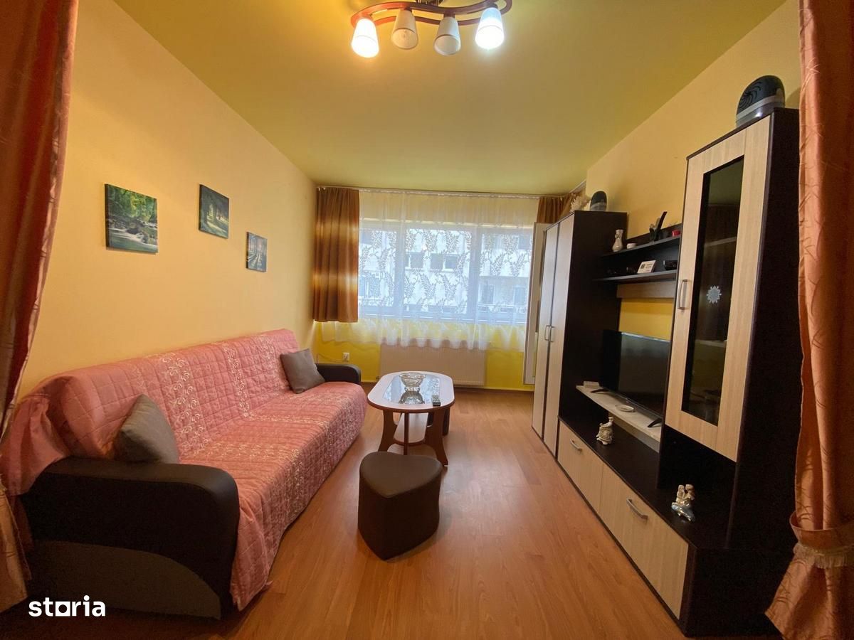 Apartament 2 camere etaj 1 zona Dna Stanca