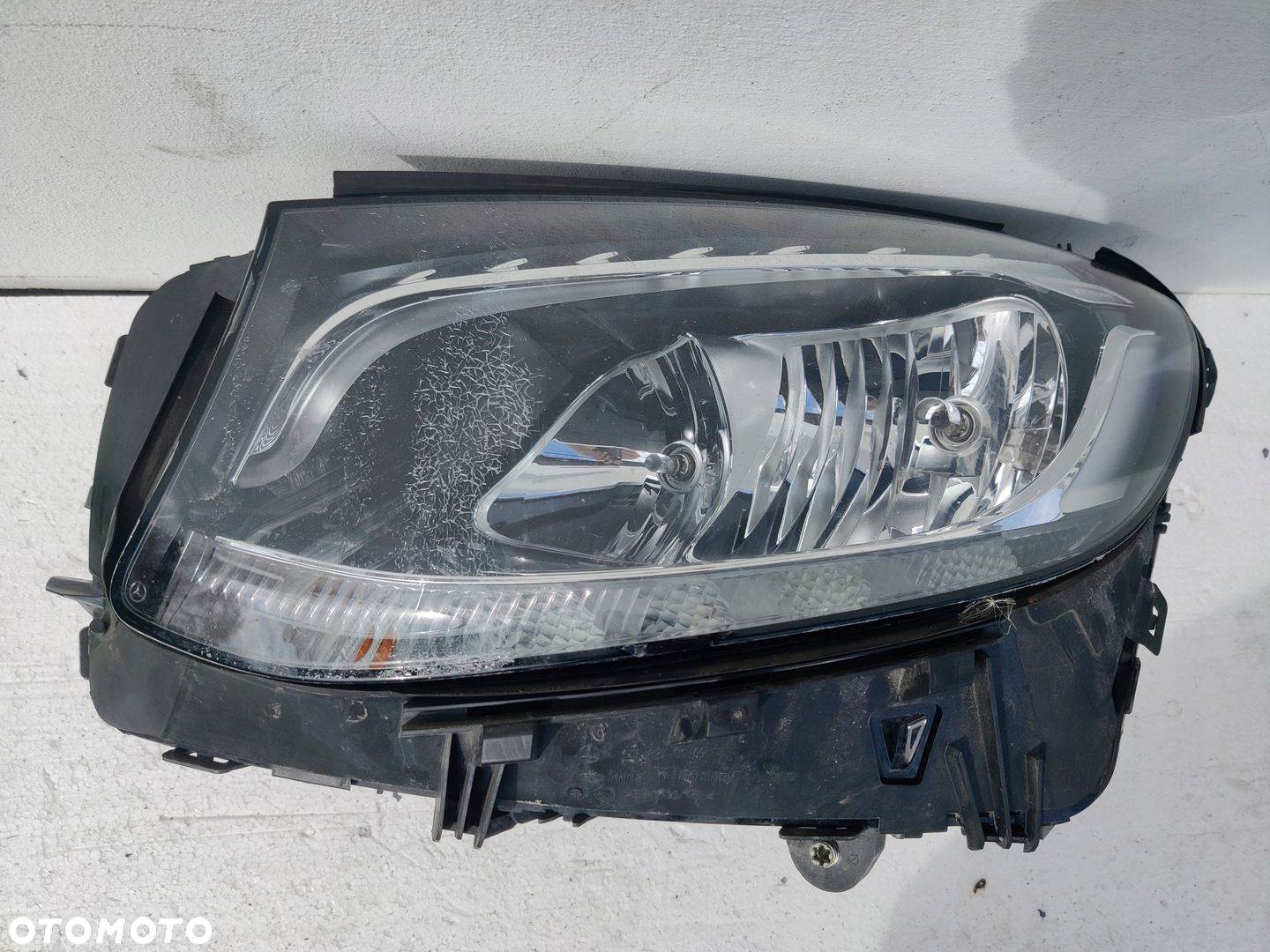 Lampa lewa Mercedes Glc - 3