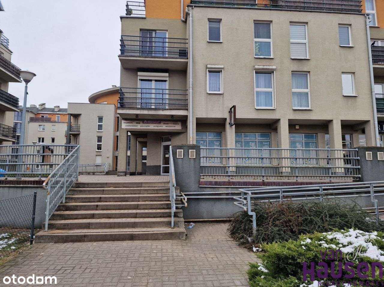 Lokal użytkowy, 56,20 m², Poznań-0