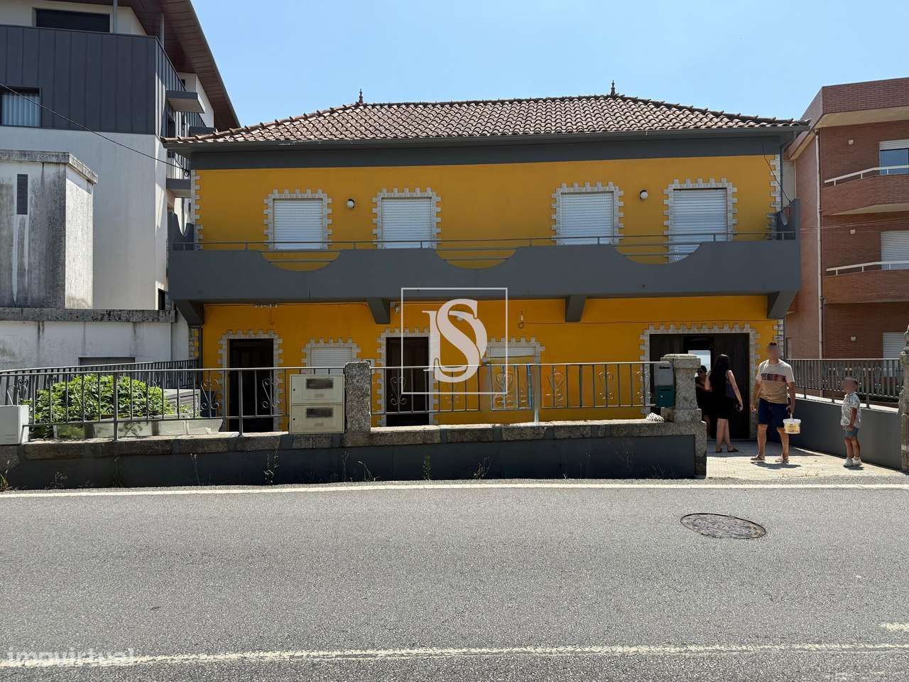 Moradia Multifamiliar - Oportunidade Única de Negócio-24