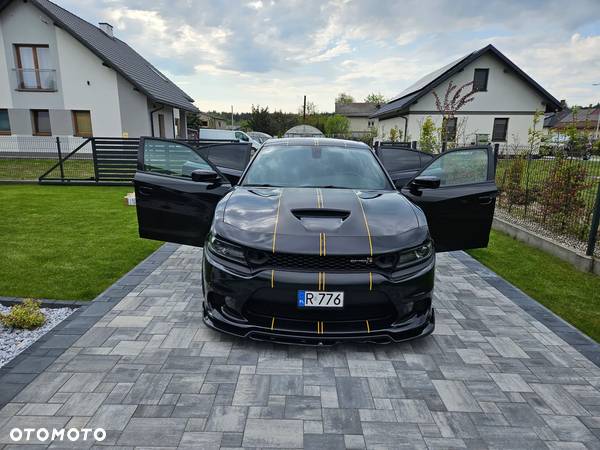 Dodge Charger 6.4 Scat Pack - 6