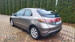 Honda Civic 1.8 Executive - 18