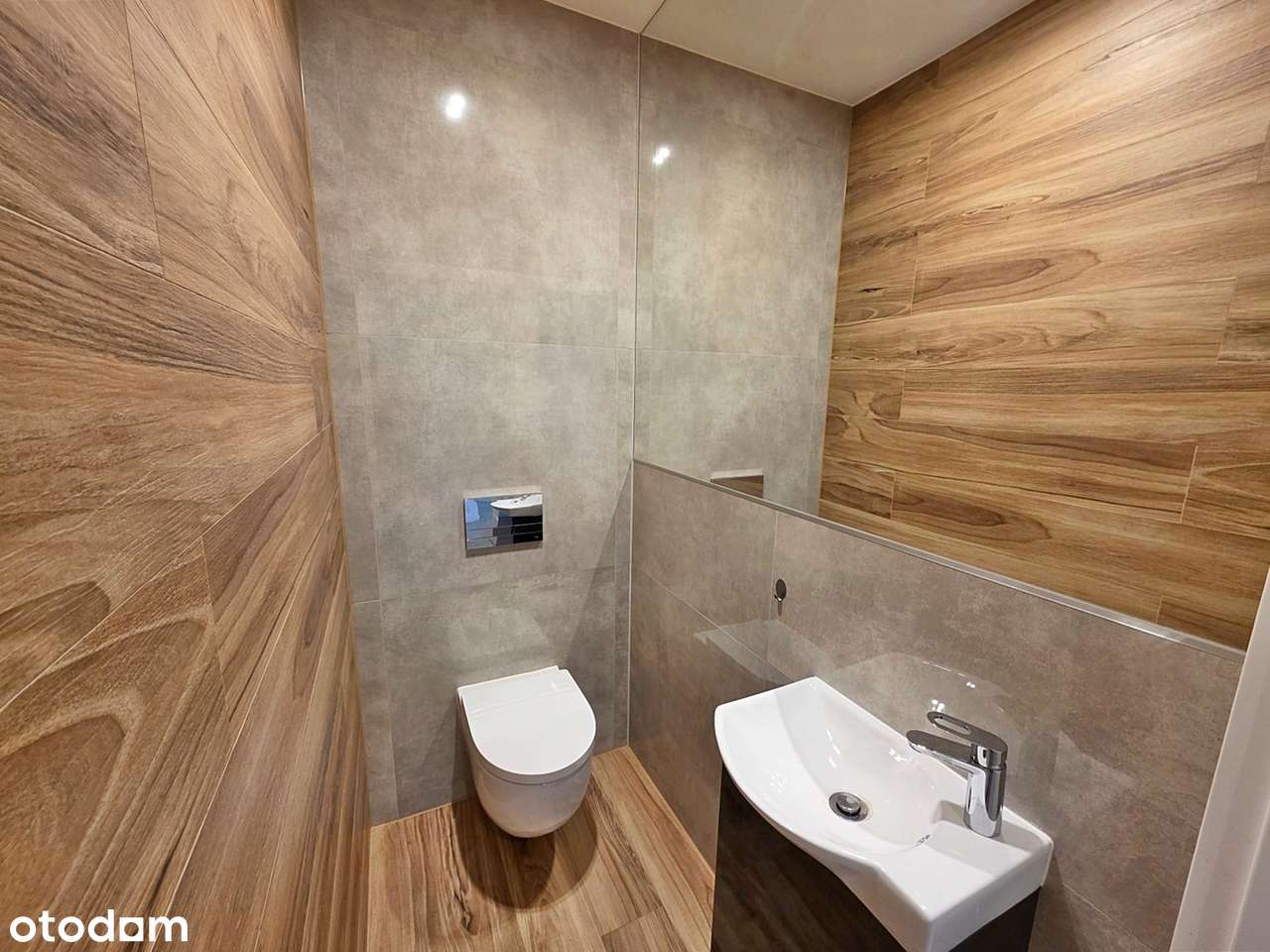 Nowoczesny, parterowy z poddaszem użytkowym, garaż dwustanowiskowy.-10