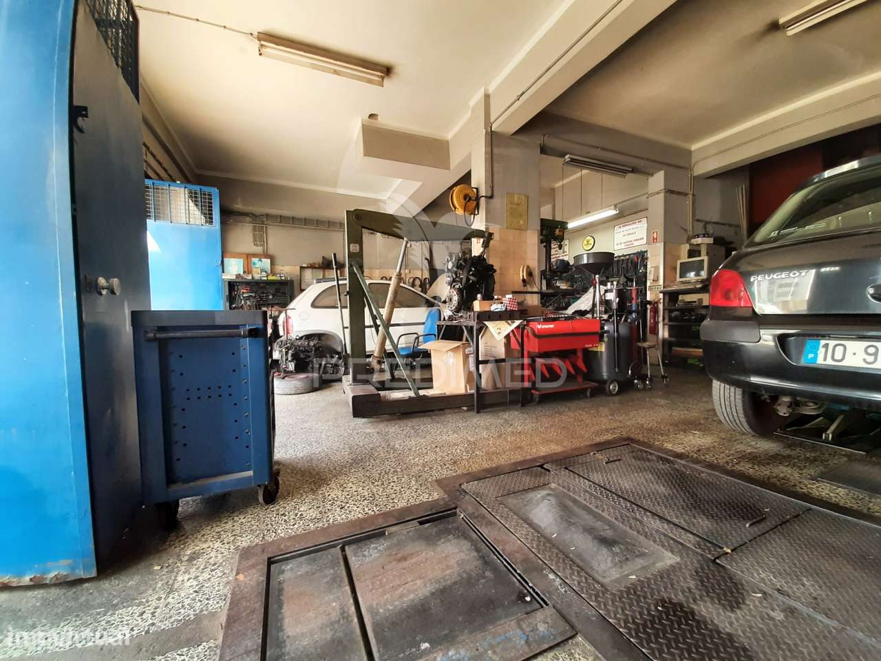 Vende-se/trespassa-se oficina, no Seixal - Grande imagem: 2/15