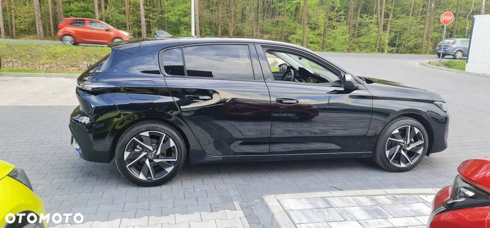 Peugeot 308 1.2 PureTech Allure S&S EAT8 - 11