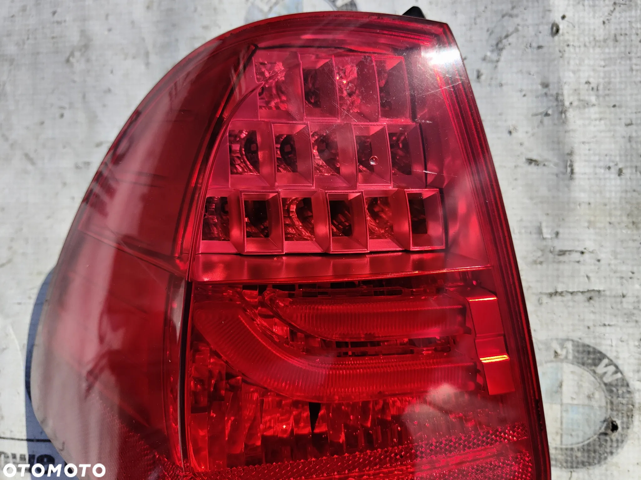 BMW E91 LCI Lampa tylna prawa narożna w błotnik LED 4871737 - 2