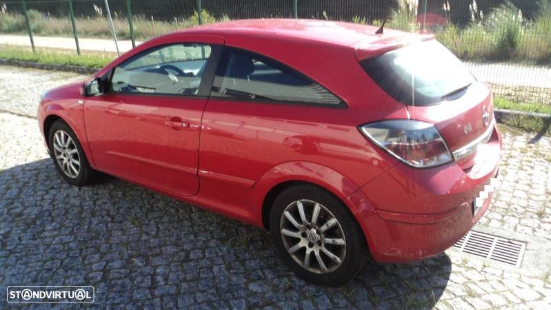 Opel Astra H GTC 1.3 CDTi 2007 - Para Peças - 9