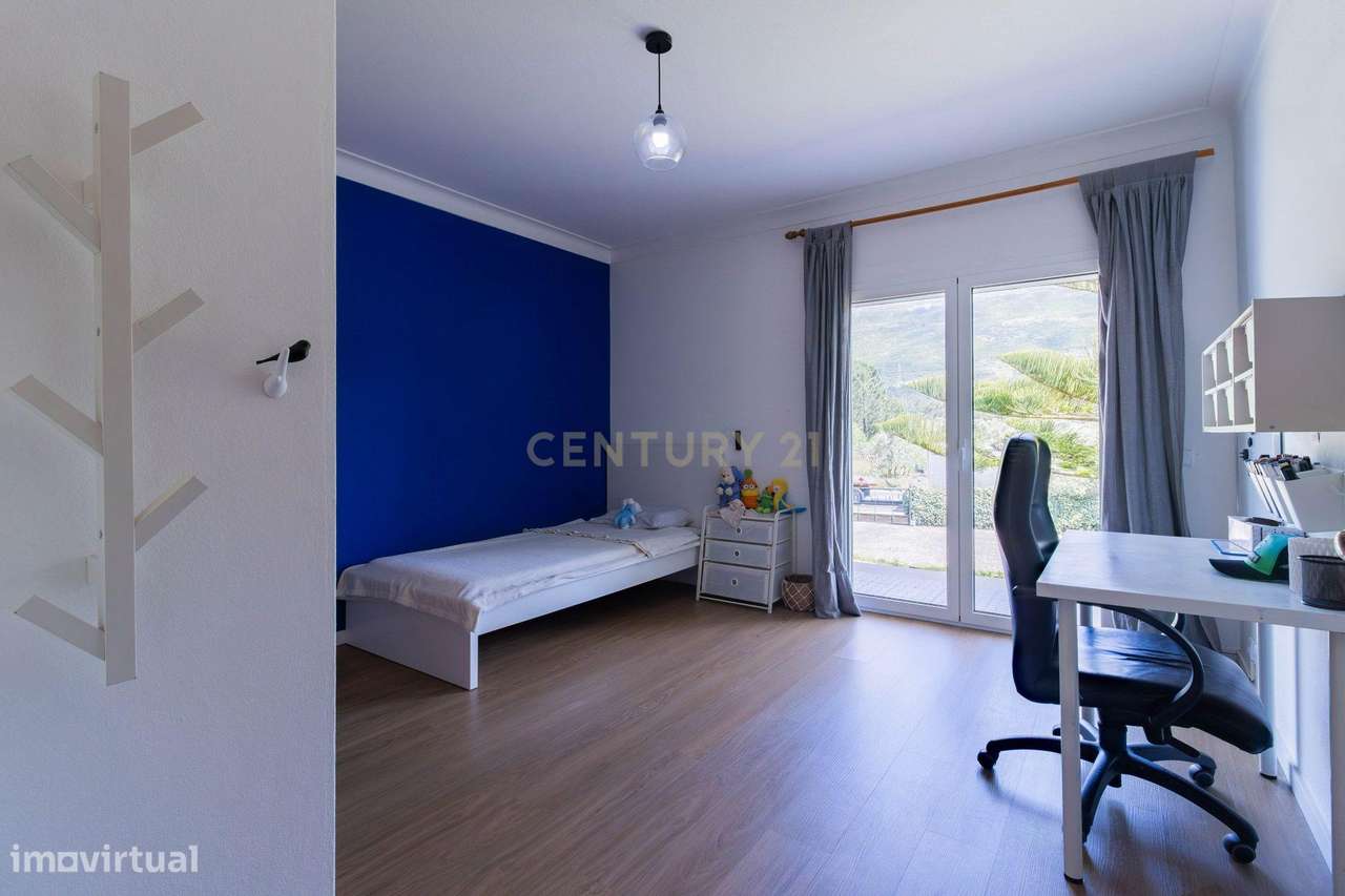 Casa Renovada em Aljubarrota, Alcobaça - 4 Quartos e Jardim-18