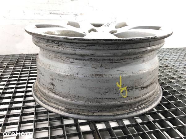 FELGA ALUMINIOWA 16 7J 5X120 ET20 ŚRODEK CENTR. 76 BMW - 2