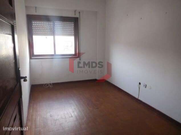 Apartamento T3 na Rua de Serpa Pinto -  APRESENTAÇÃO DE PROPOSTAS A...-4