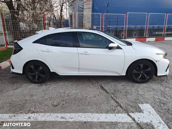 Honda Civic 1.5 VTEC Turbo Sport Plus - 11