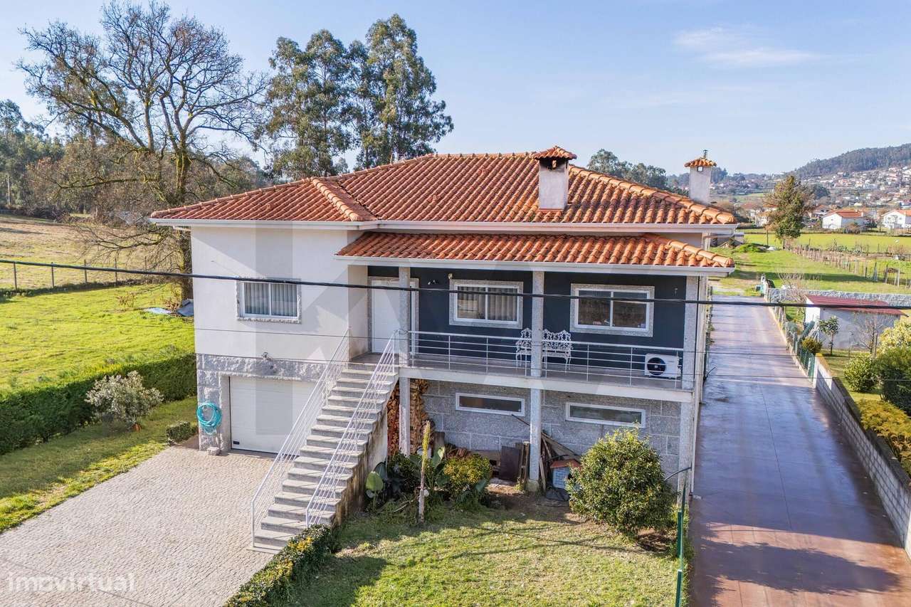 Moradia T4 independente em Pedralva - Grande imagem: 2/29