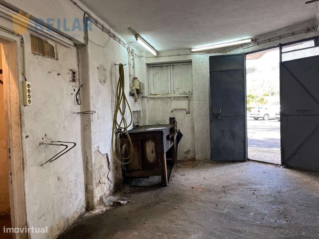 Caxias - Garagem 45 m2 - Grande imagem: 5/12