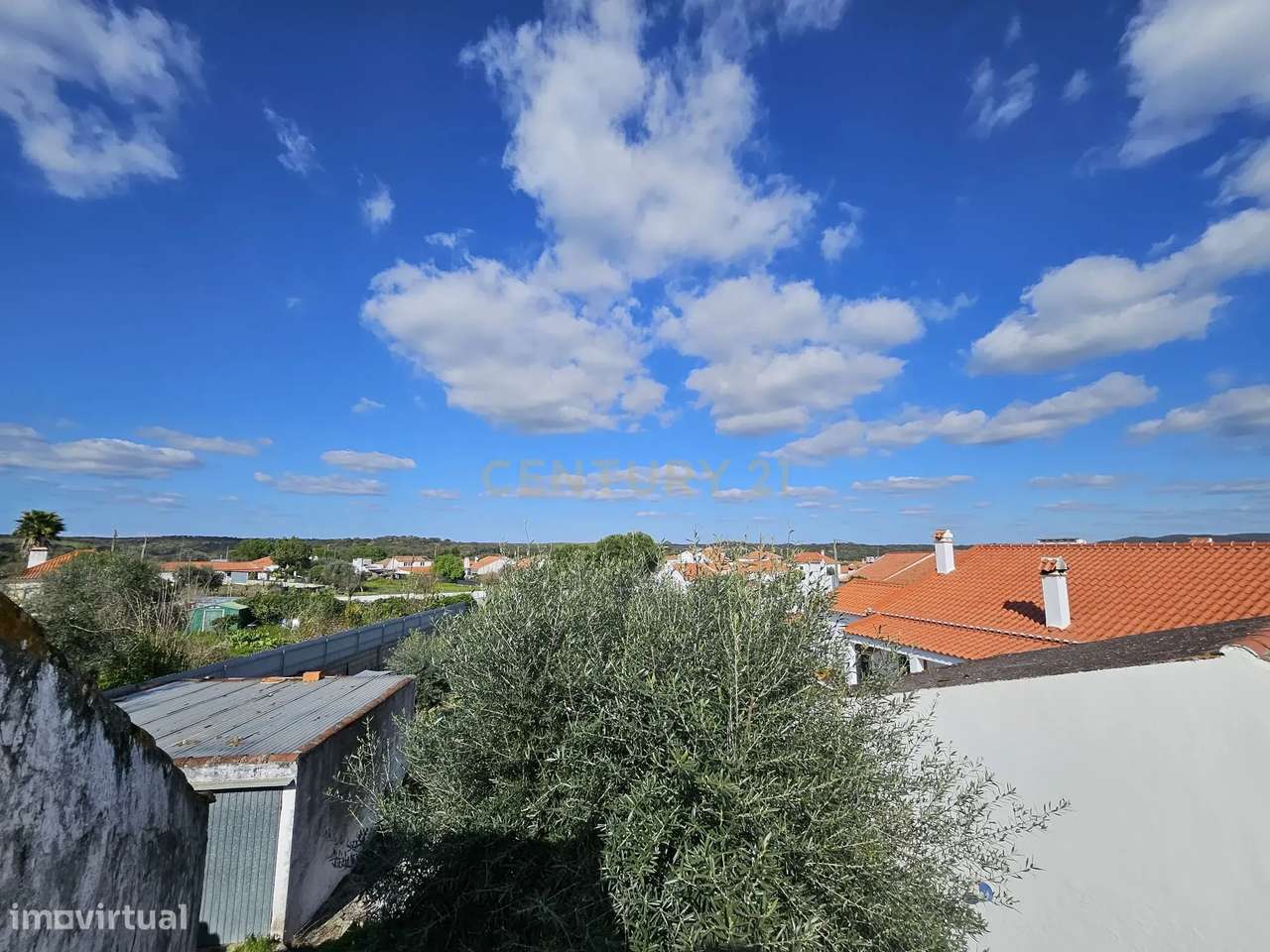 Moradia T2 + 1 com Quintal, Garagem e Anexo Sabugueiro, Arraiolos-33