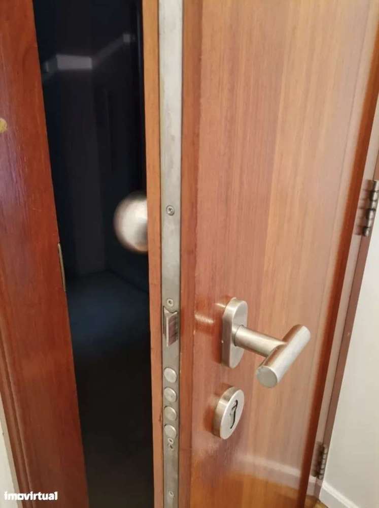 Arrendamento | Ap. T2 no Centro de Braga - semi-equipado I 2 frentes - Grande imagem: 4/25
