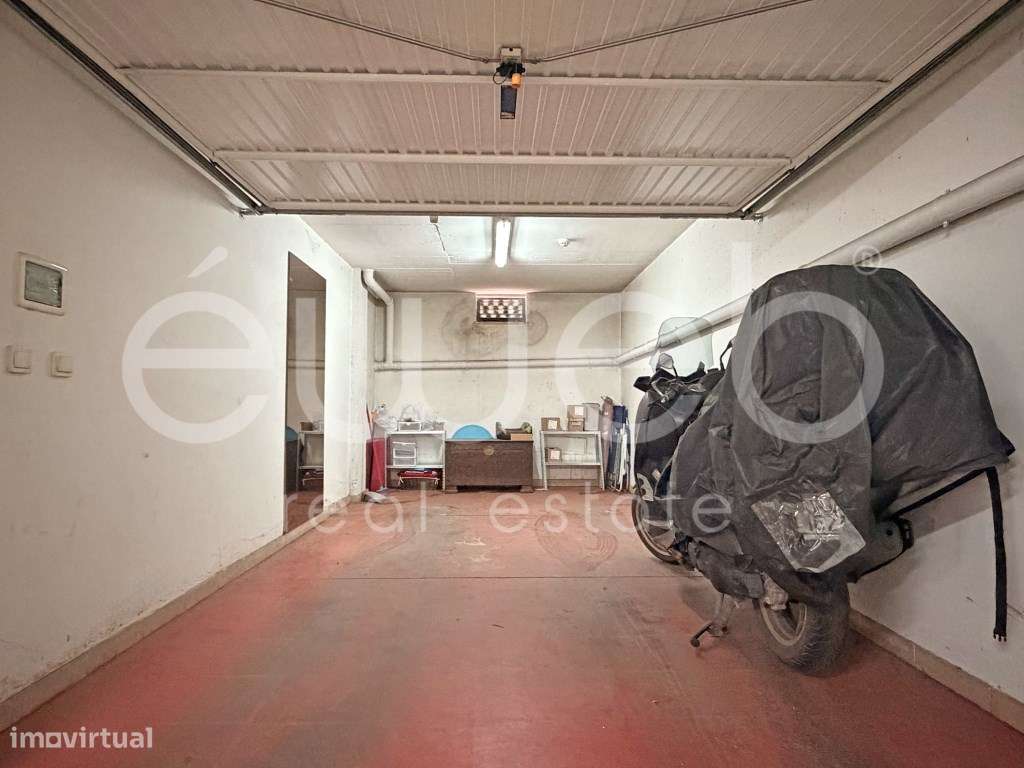 Apartamento T3 com Garagem e Arrecadação, em Aires-40