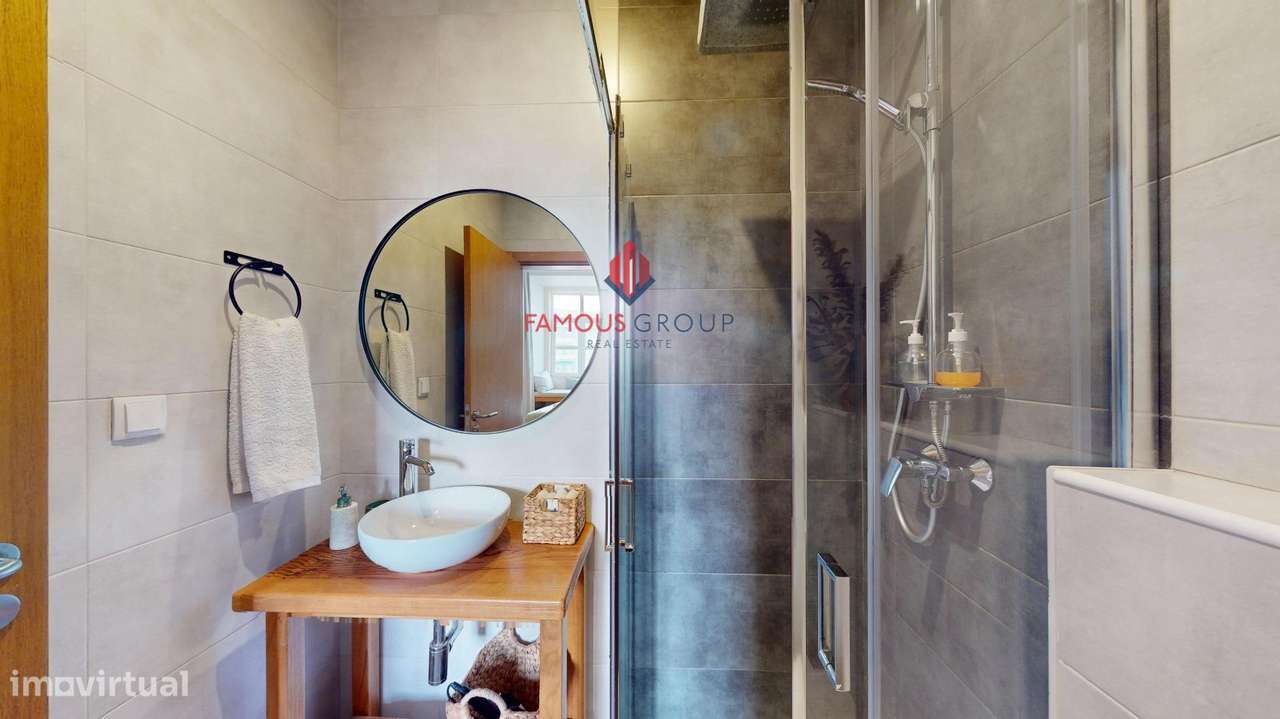 Prédio Histórico com Alojamento Local, Restauração e Espaço...-41