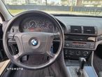 BMW Seria 5 520i - 25