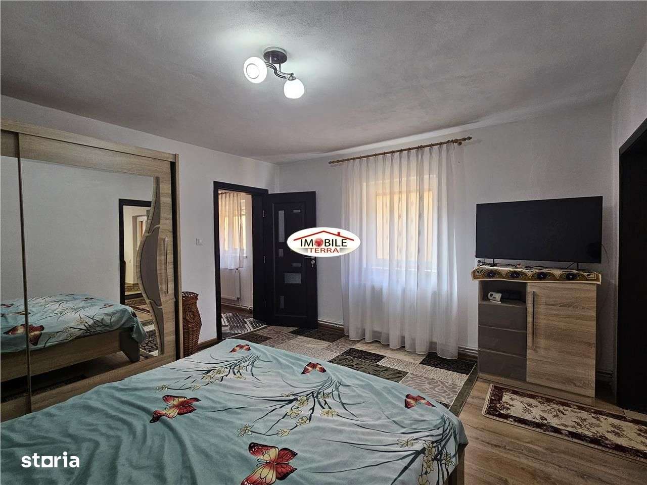 Casa de vanzare in Sura Mare-3