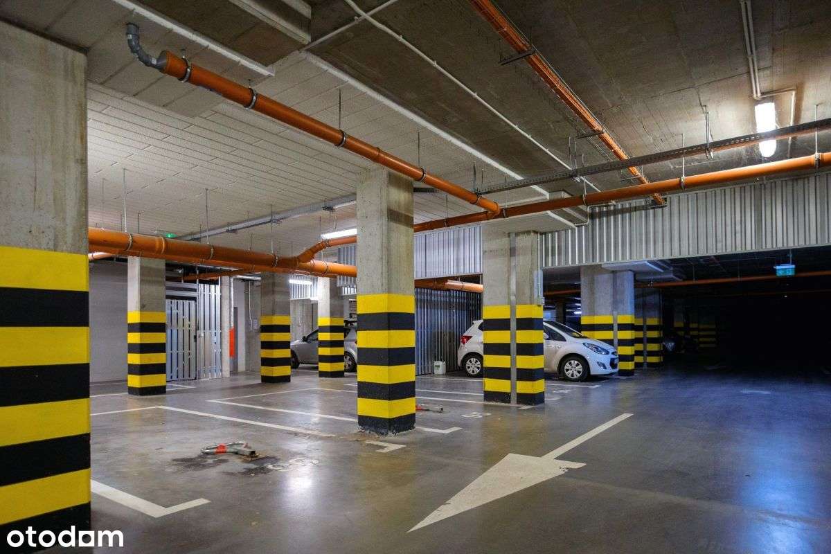 Dwupoziomowe mieszkanie + dwa miejsca postojowe.-18