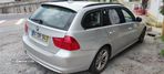 BMW 318 d Touring Navigation - 3