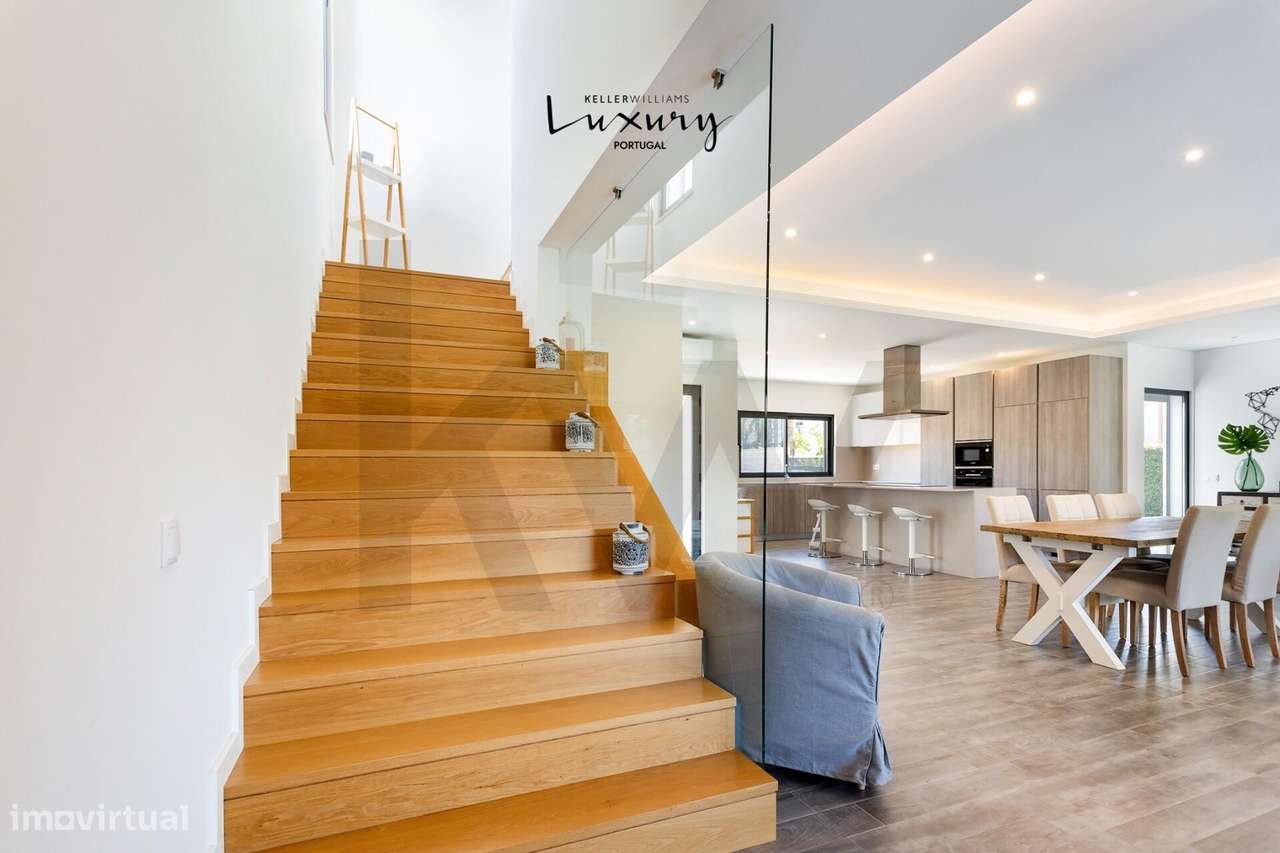 Moradia Exclusiva T3 com Piscina na prestigiada urbanização Fonte Sant - Grande imagem: 3/21