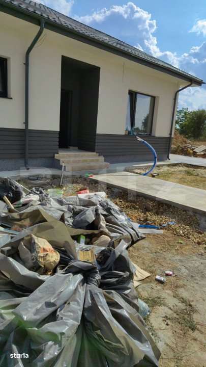 Casa 109 mp + CURTE 500 MP,  in Petresti/Corbeanca-14