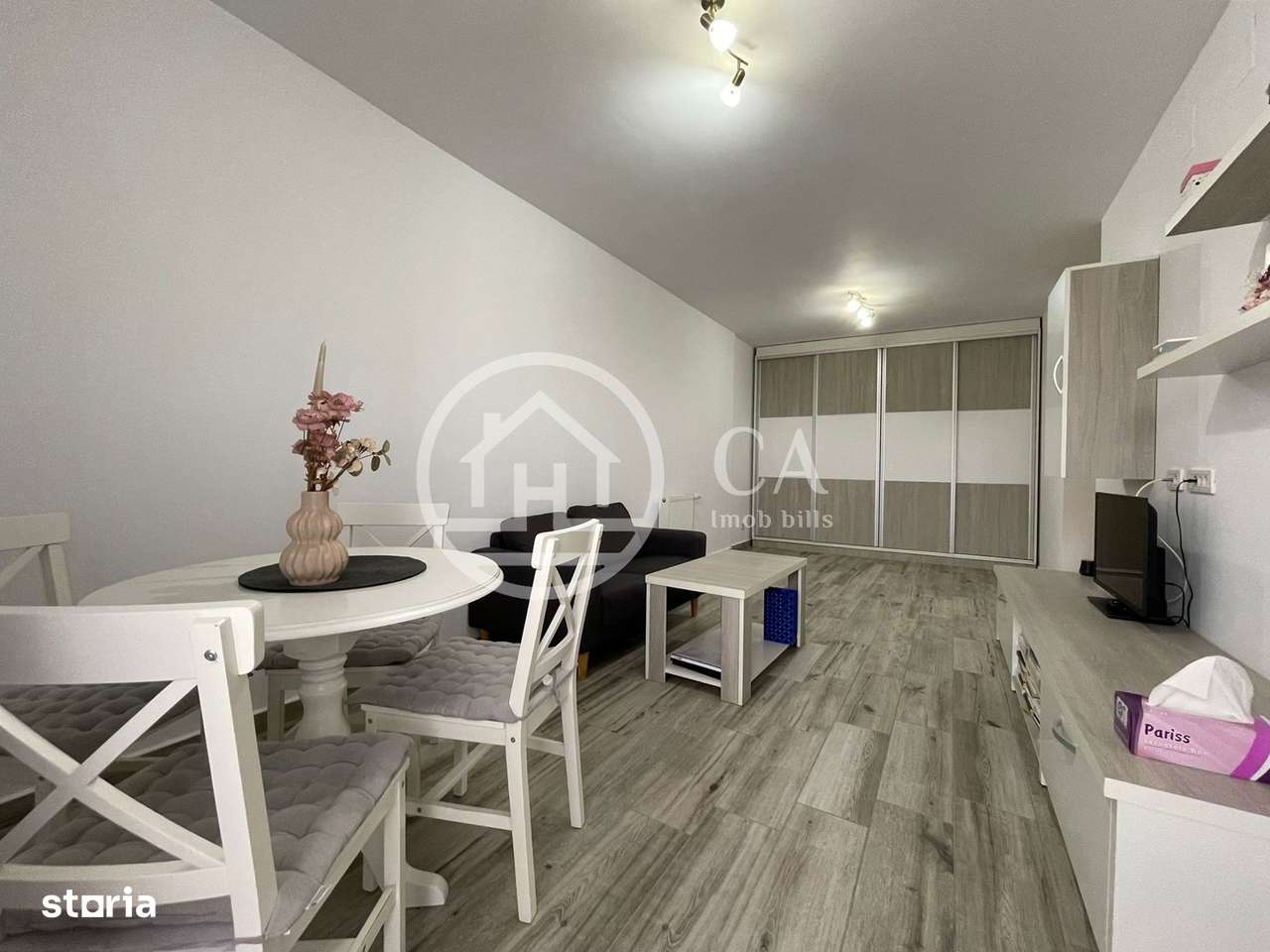 Apartament cu 1  camere de vânzare în zona Victoria Residence, Oradea - Imagine principală: 2/9