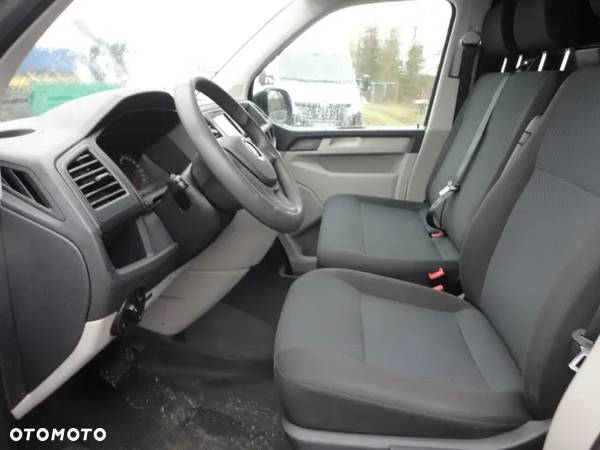 Volkswagen Transporter 2.0TDI Automat - 12