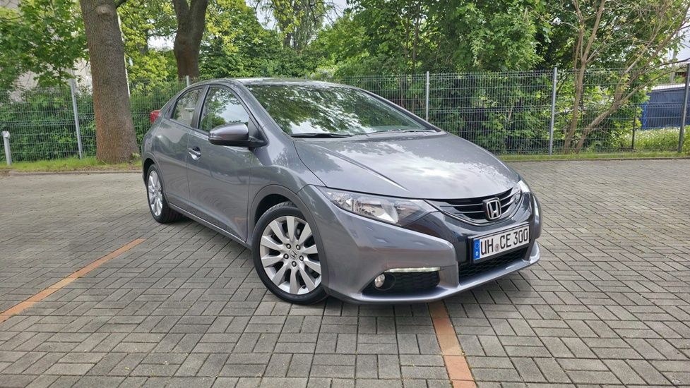 Honda Civic IX 1.8 i-VTEC Executive 2013