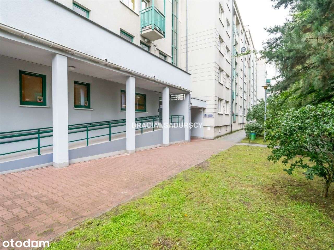 Sprzedam, duża kuchnia, 2-pok z balkonem-10