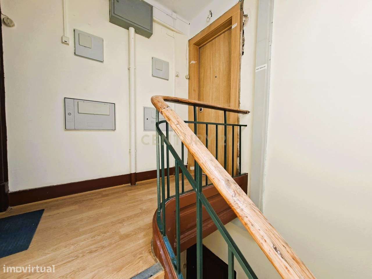Apartamento Renovado em open-space na Penha de França, Lisboa-16