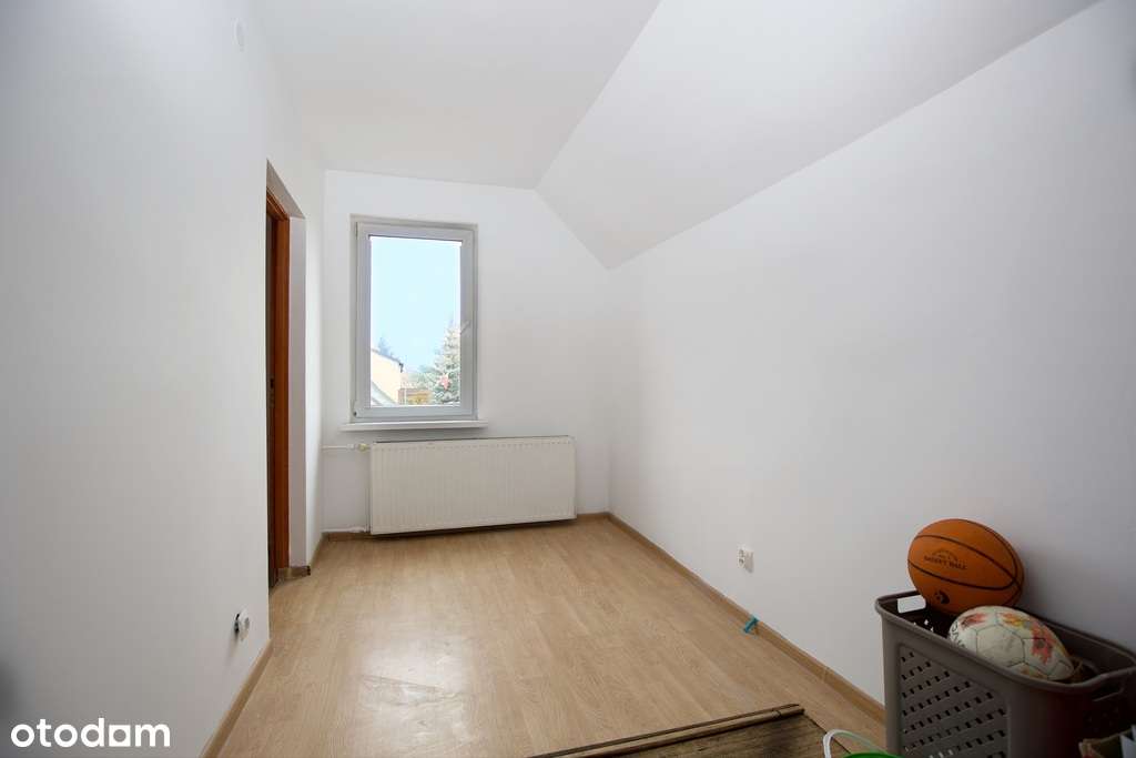 Uroczy domek 120m2 z oddzielnym garażem-12