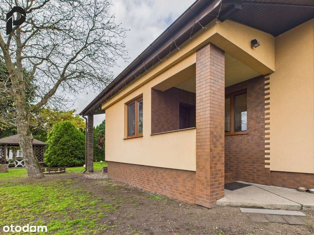 Przytulny dom z ogrodem i budynkami gospodarczymi-16