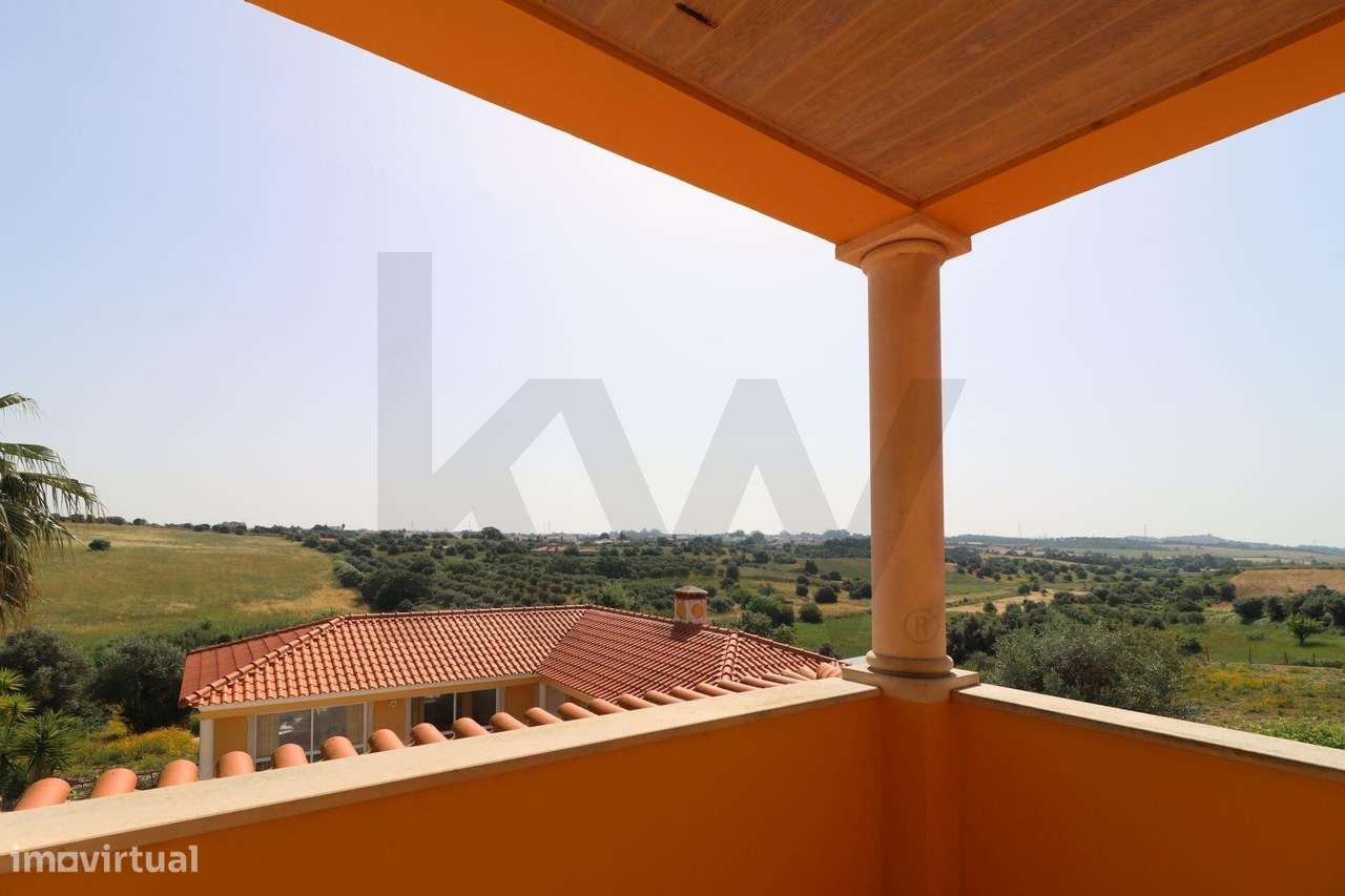 Moradia de Luxo com Piscina e Vistas Panorâmicas | Moçarria, Santarém-39