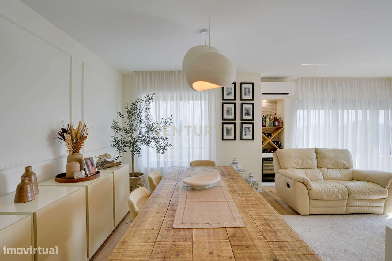 Apartamento T3 na Praça da Concórdia, Montijo-9