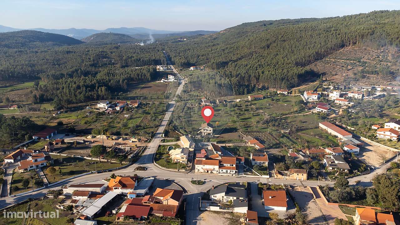 Moradia T4 para venda-5