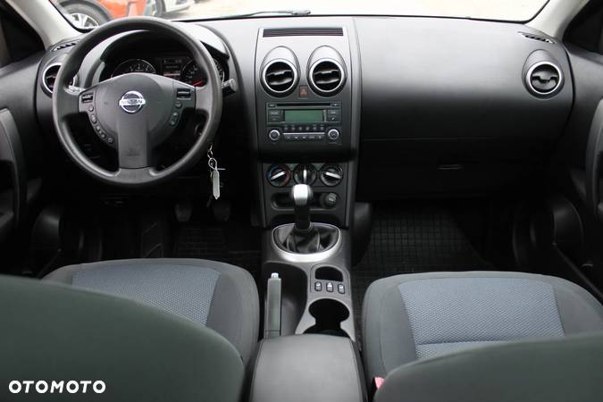 Nissan Qashqai 1.6 visia - 13