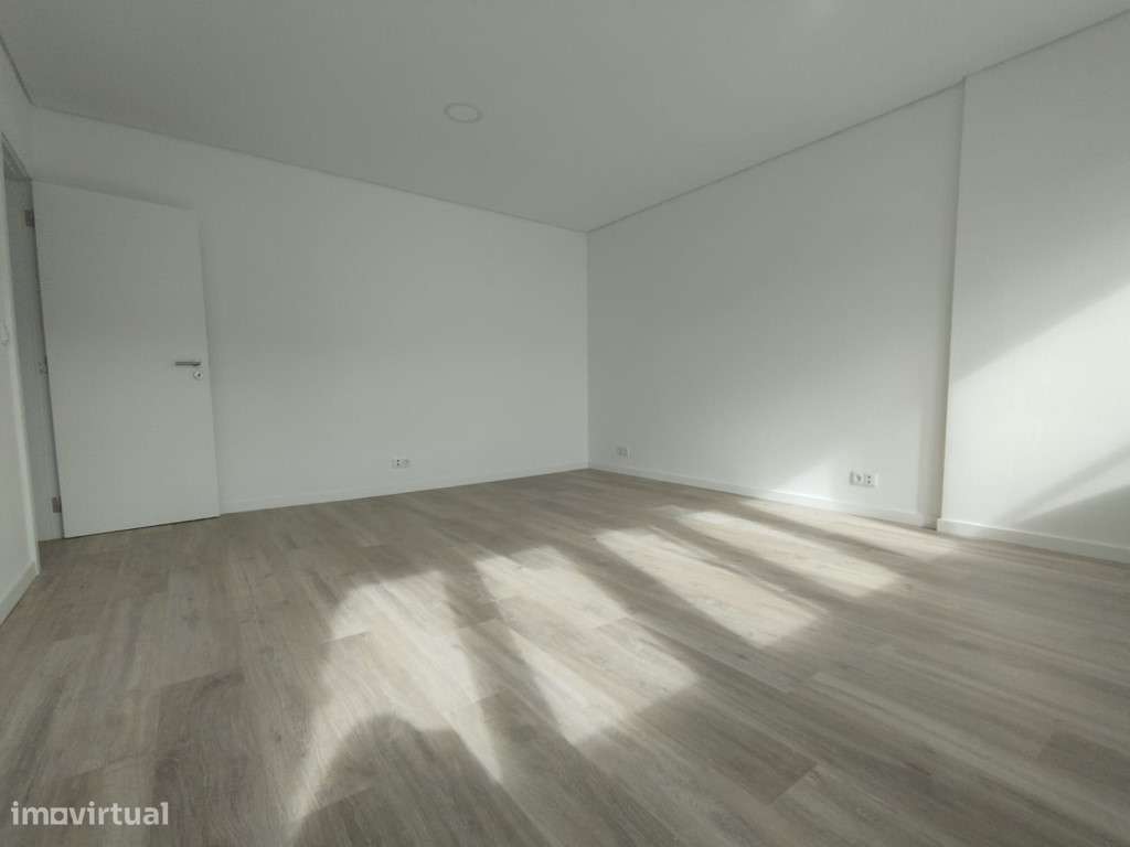 Apartamento T3 Remodelado - Excelente Localização! - Grande imagem: 5/23