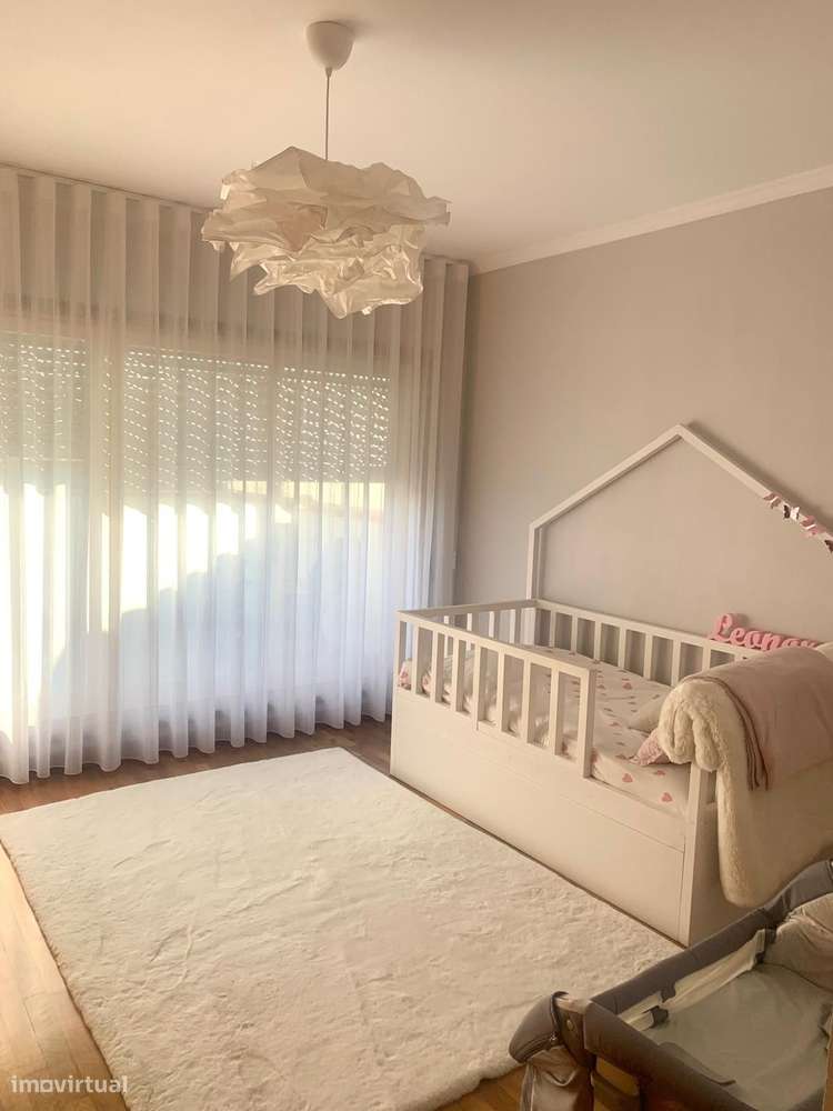 Excepcional Apartamento T4 Dúplex, Nogueira da Maia-22