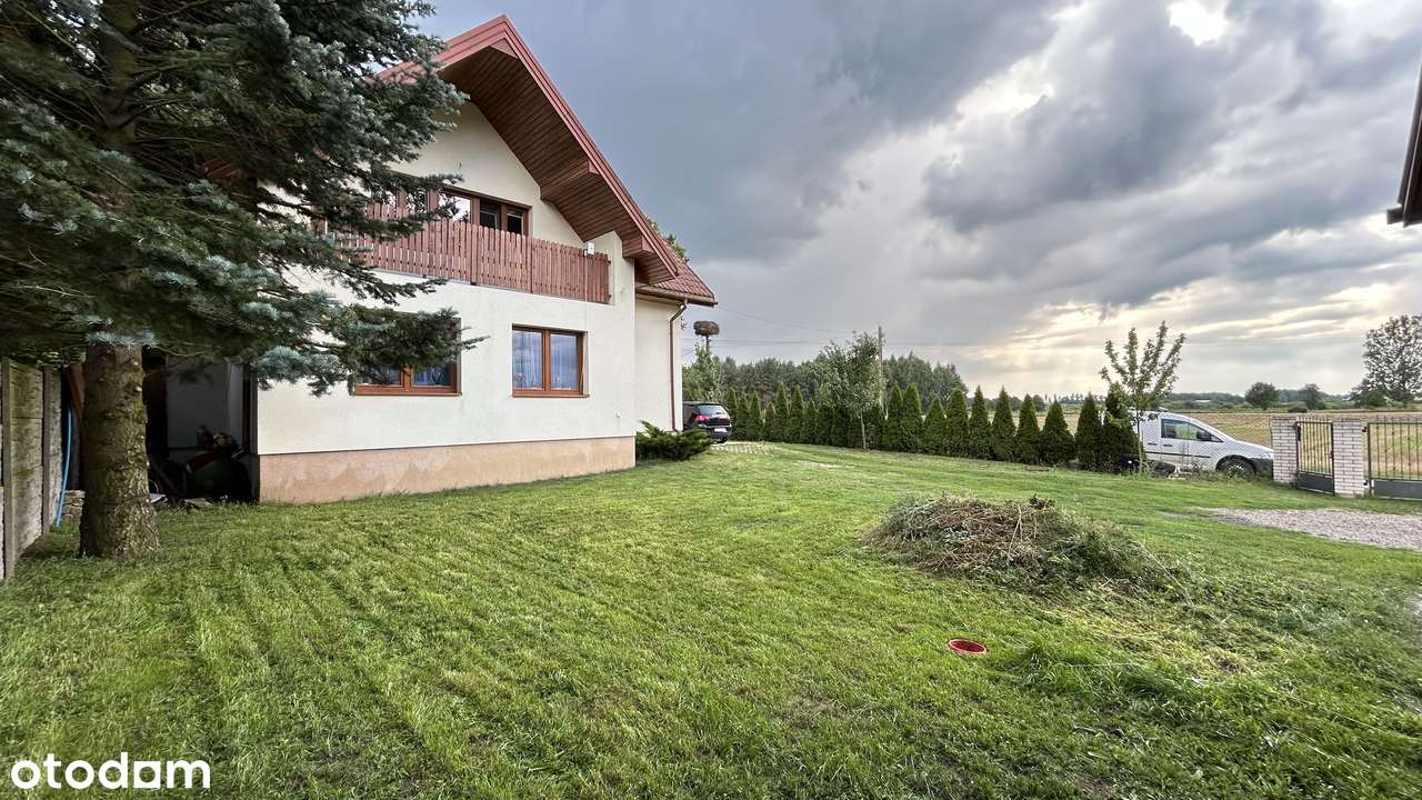 Przestronny dom z garażem w spokojnej okolicy - Pełny obrazek: 4/20