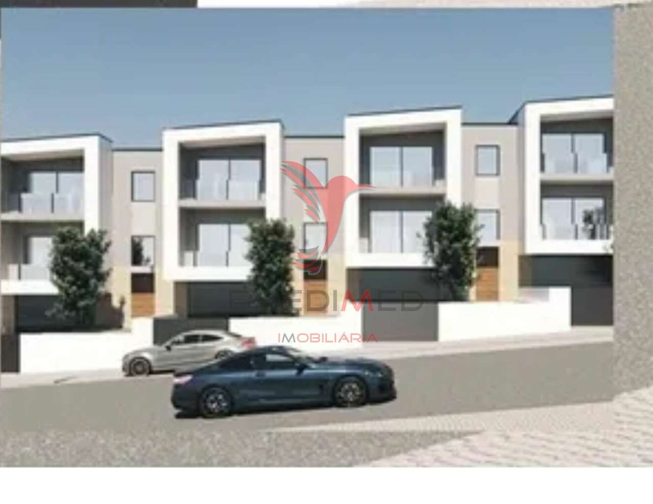 Moradia Banda T3 - Vila Verde - Estrutura fechada - Grande imagem: 2/21