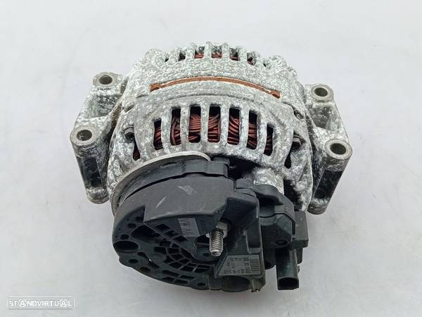 Alternador Audi A3 (8P1) - 2