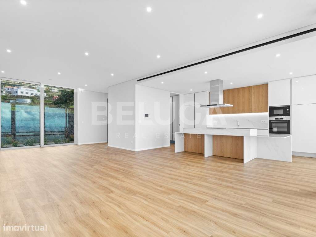 MORADIA T3+1 MINIMALISTA || ESTREITO DA CALHETA-17