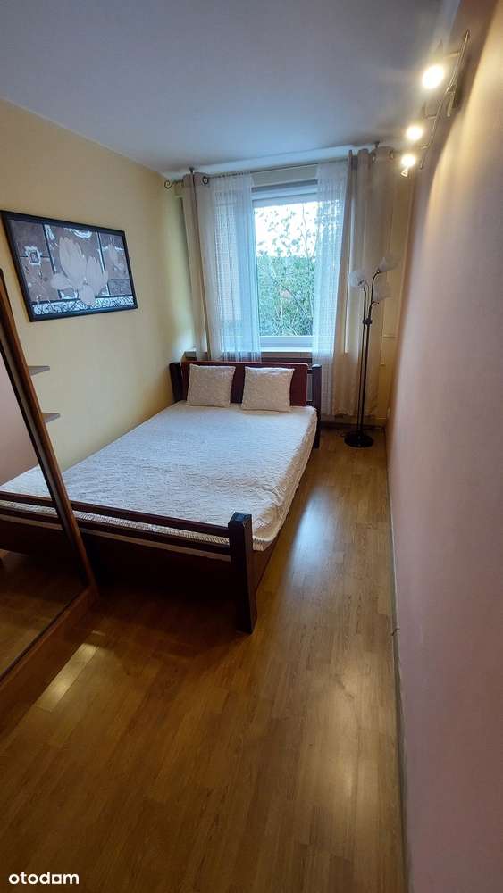 Atrakcyjne, po remoncie 2 pokojowe przy ul. Żelaznej-9